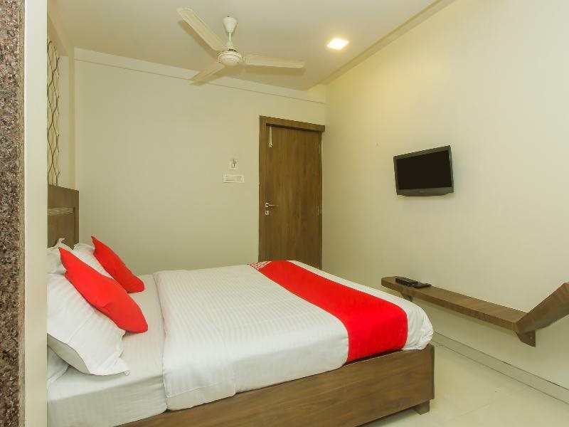 hotel metro palace panvel navi mumbai