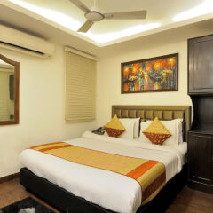 check in room chuna mandi