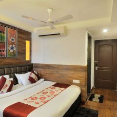 check in room chuna mandi