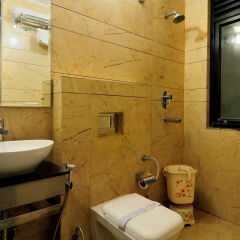 check in room chuna mandi