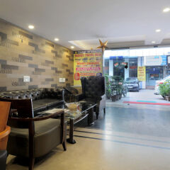 check in room chuna mandi