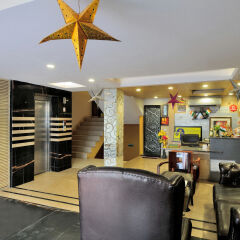 check in room chuna mandi