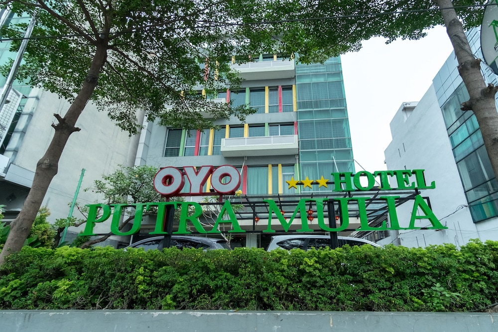 putra mulia hotel