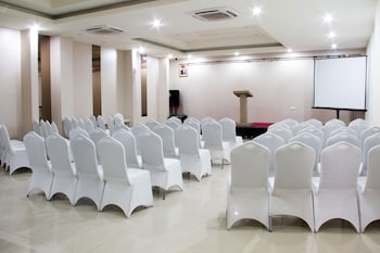putra mulia hotel
