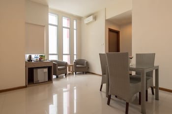 putra mulia hotel