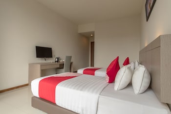 putra mulia hotel