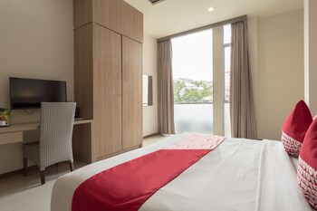 putra mulia hotel