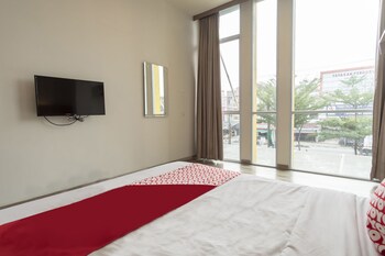 putra mulia hotel