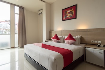 putra mulia hotel