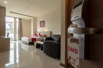 putra mulia hotel