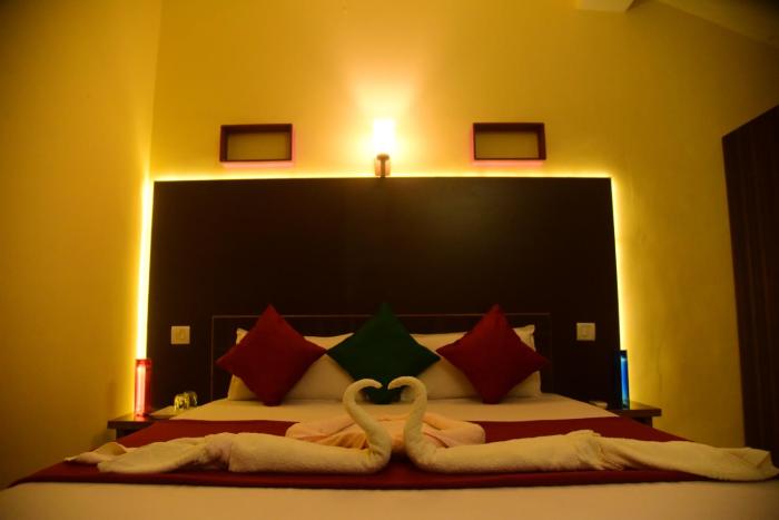 bliss holiday inn goa