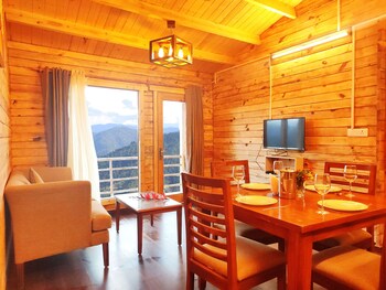 treehouse resort