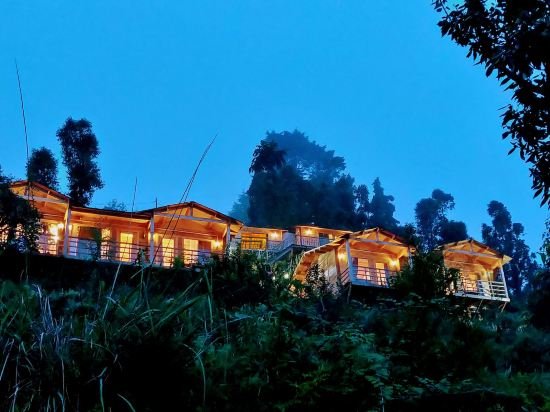 treehouse resort