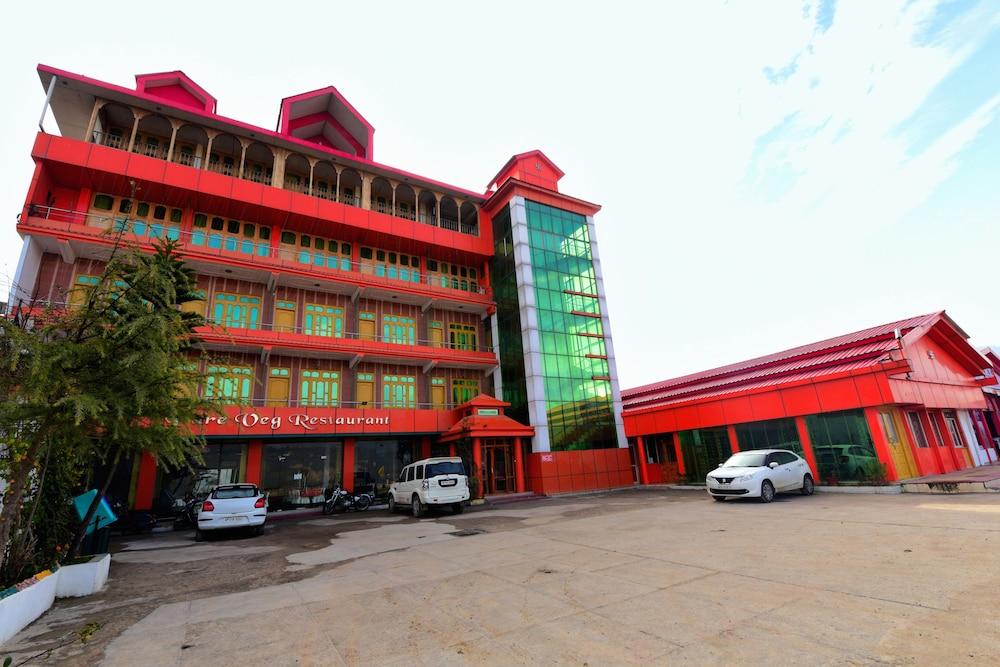 besillio grand hotel and restaurant