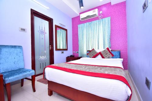 The Royal Park,,3 star