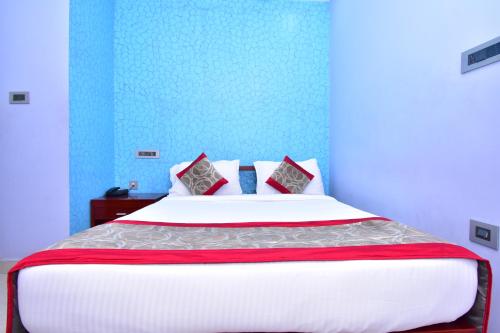 The Royal Park,,3 star