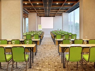 ibis styles jakarta simatupang