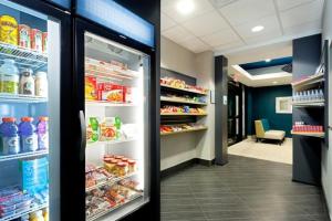 holiday inn express and suites batavia darien lake
