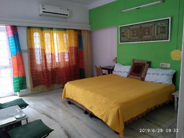 friends and family home stay