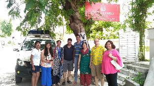 friends and family home stay