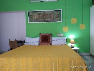 friends and family home stay