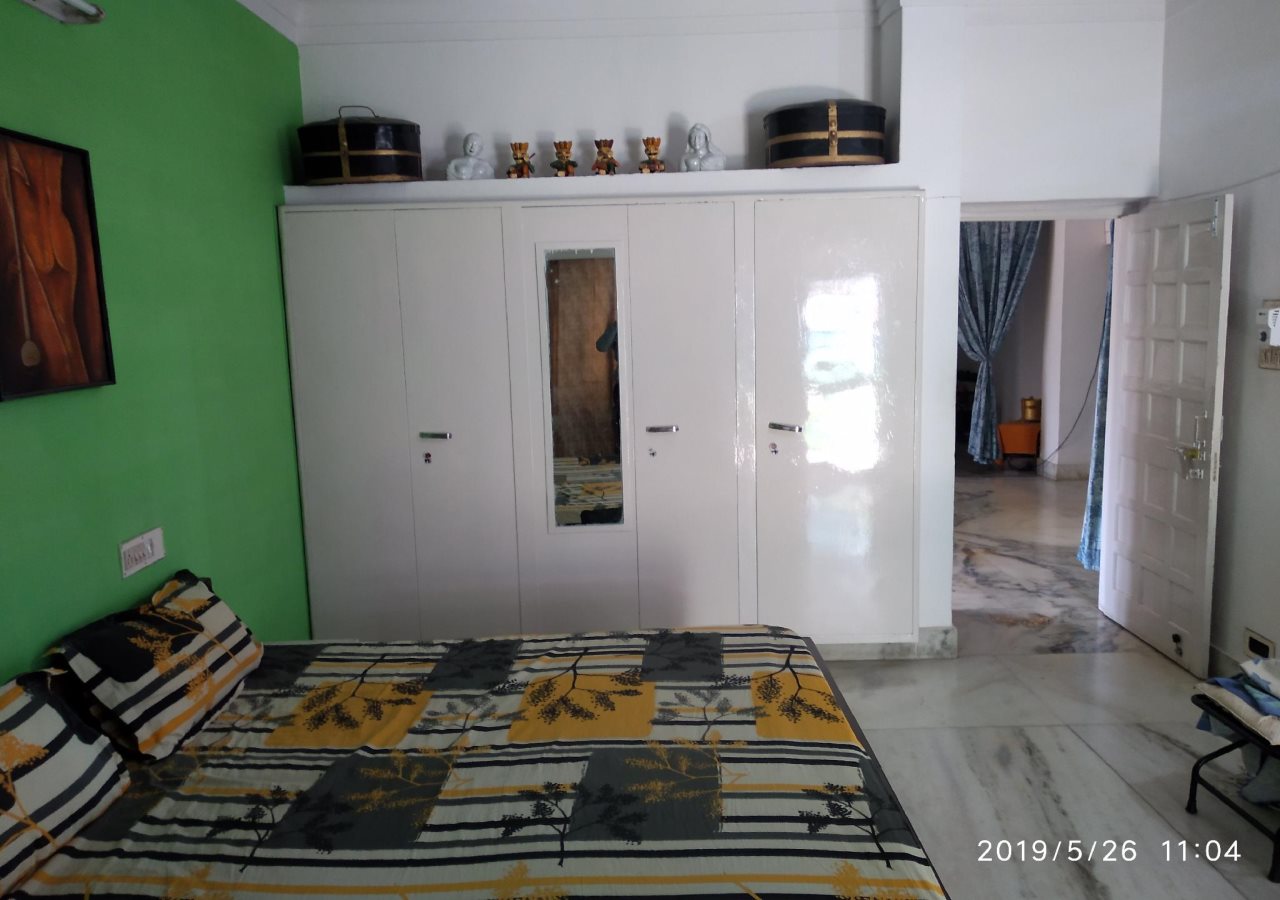 friends and family home stay