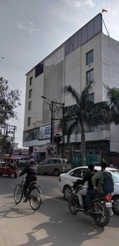 hotel palm luxury inn