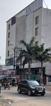 hotel palm luxury inn