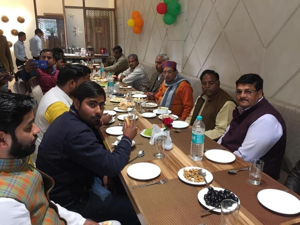 hotel palm luxury inn