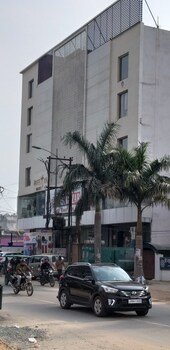 hotel palm luxury inn