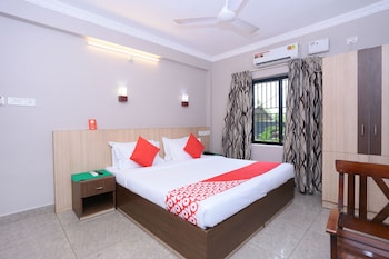 oyo 23116 gino tourist home