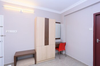 oyo 23116 gino tourist home