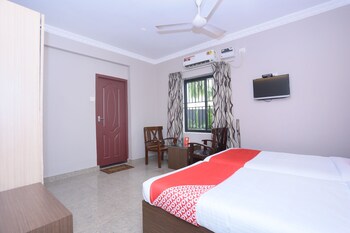 oyo 23116 gino tourist home
