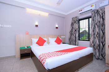 oyo 23116 gino tourist home