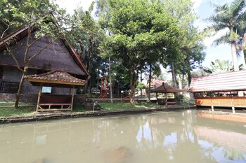 kampung pago resort hotel