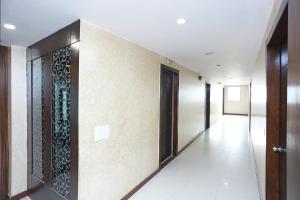 Oyo 11577 Hotel Crystal Retreat,,3 star