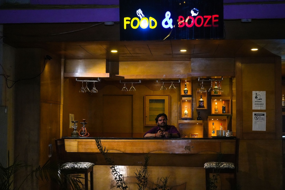 renton manor by joy stays