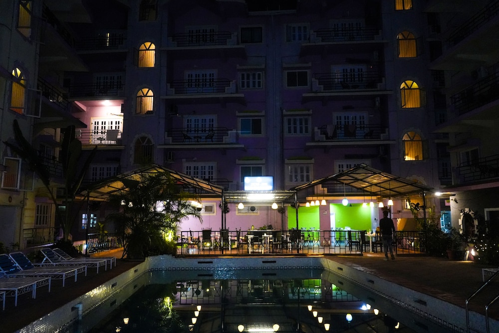 renton manor by joy stays