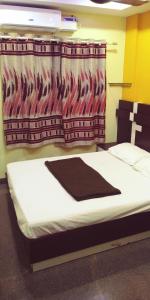 S R Guest House,Karnataka>>Bengaluru,3 star