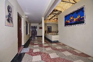Oyo 15984 Crown Plaza Heritage,The 3-Star Oyo 15984 Crown Plaza Heritage Offers Comfort And Convenience Whether You're On Business ,3 star