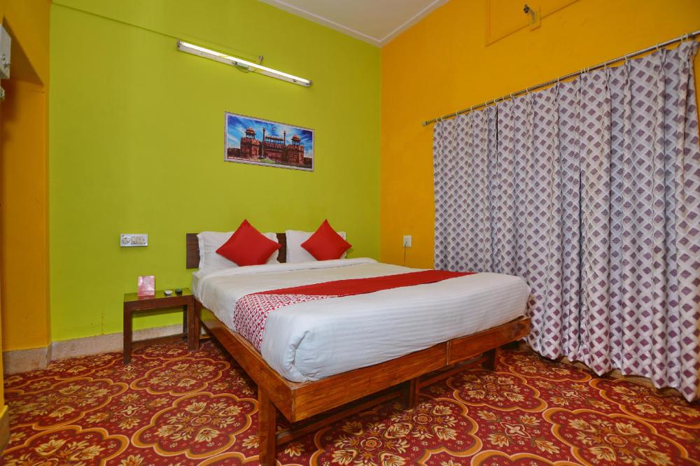oyo 15984 crown plaza heritage