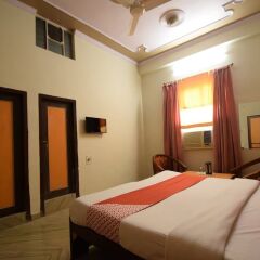 hotel sky inn