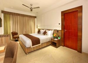 Embassery Residency,Ernakulam>>Alwaye,3 star