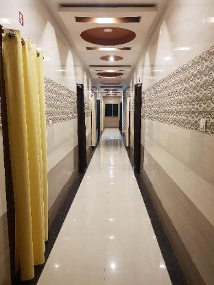 Sree Mukhyaprana Residency,,2 star