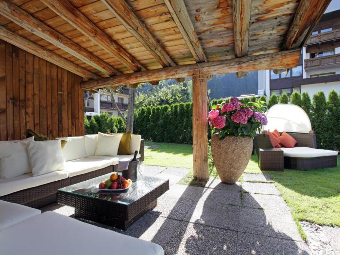 alpenparks hotel and apartment taxacher
