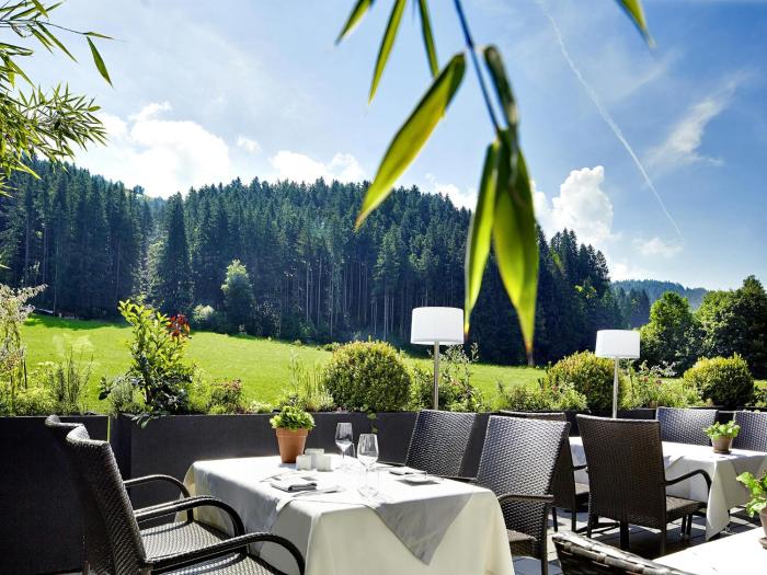 alpenparks hotel and apartment taxacher