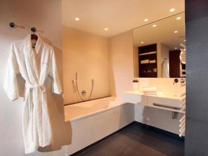 alpenparks hotel and apartment taxacher
