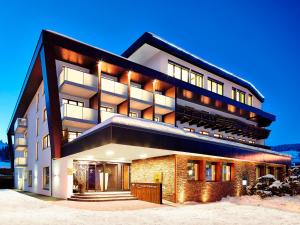 alpenparks hotel and apartment taxacher