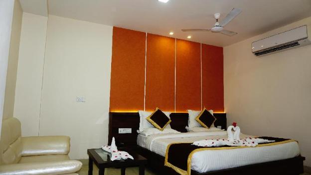 golden laurel inn