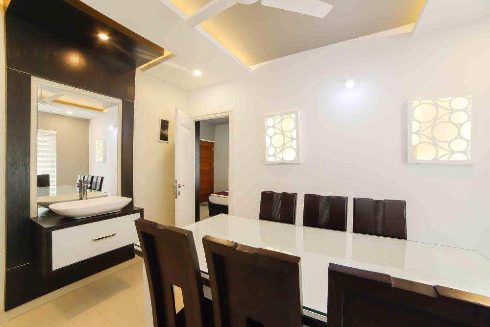 ambalath maple leaves hostel